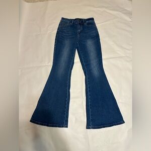 FLYING BANANA WOMEN’S flared legs blue jeans size 2S in excellent condit…